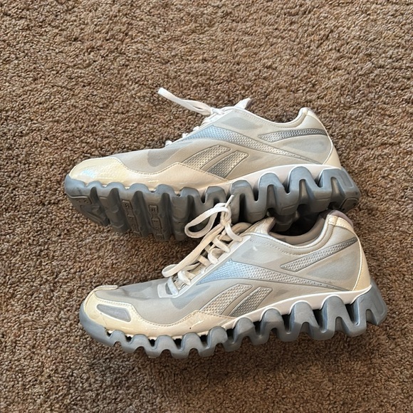 Reebok Other - Reebok Gray and White Sneakers